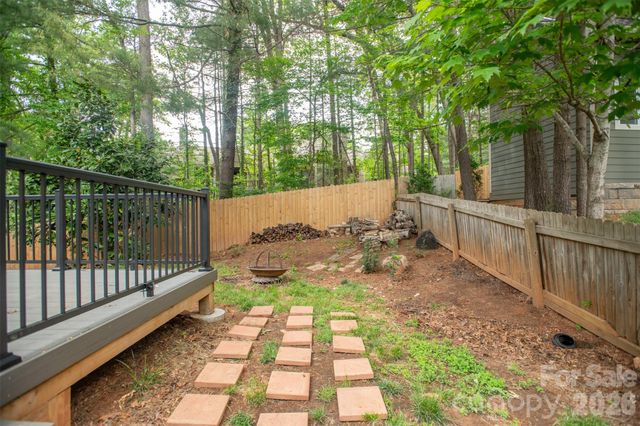 1002 Windsor Drive, Asheville, NC 28803