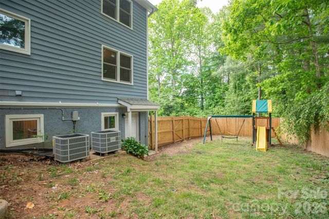 1002 Windsor Drive, Asheville, NC 28803