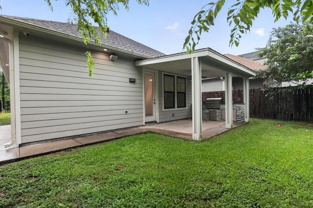 3267 Simmons Street, Houston, TX 77004