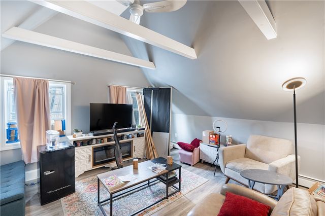 182 Adelaide Avenue 7, Providence, RI 02907