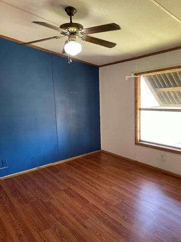 369 PRIVATE ROAD 4521, Wolfe City, TX 75496