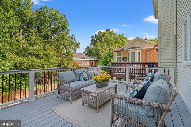 3825 ELBERT AVE, Alexandria, VA 22305