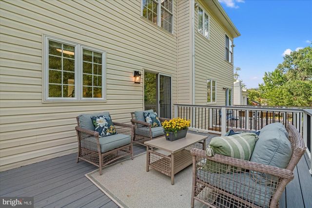 3825 ELBERT AVE, Alexandria, VA 22305