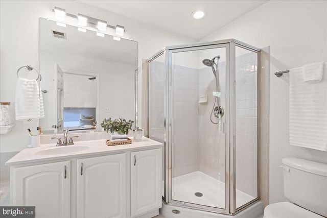 3825 ELBERT AVE, Alexandria, VA 22305
