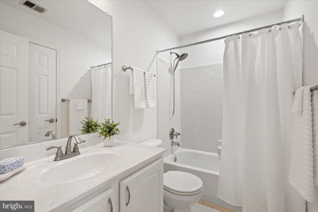3825 ELBERT AVE, Alexandria, VA 22305