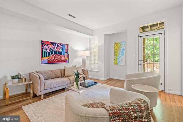 3825 ELBERT AVE, Alexandria, VA 22305