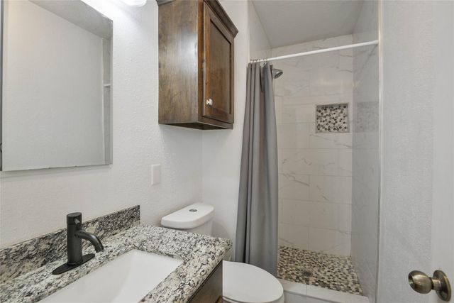 2818 Rapho Street, Crosby, TX 77532