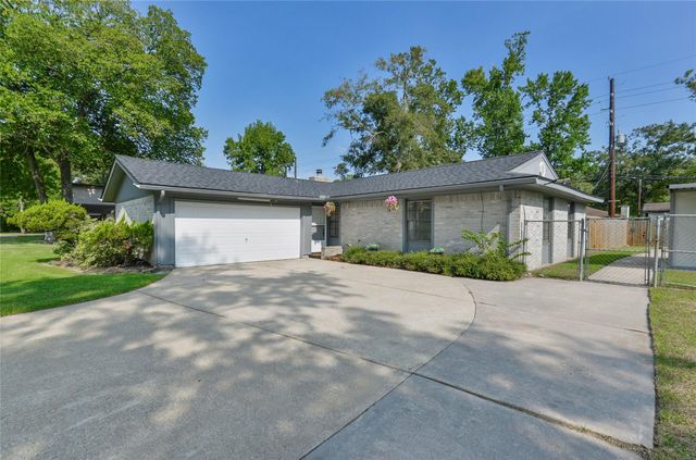 2818 Rapho Street, Crosby, TX 77532
