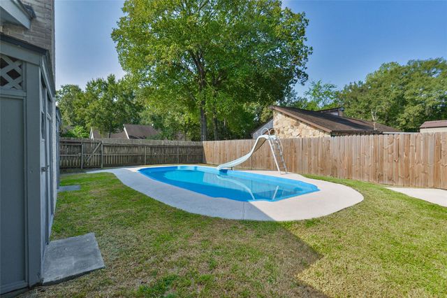 2818 Rapho Street, Crosby, TX 77532