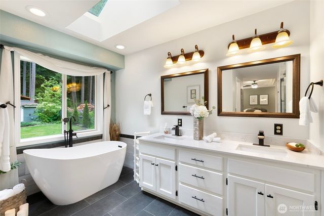 20103 183rd Place NE, Woodinville, WA 98077