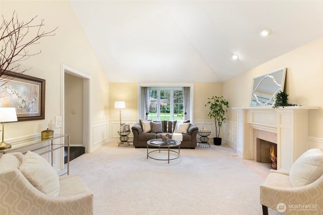 20103 183rd Place NE, Woodinville, WA 98077