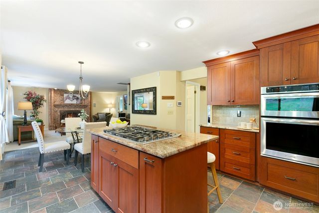 20103 183rd Place NE, Woodinville, WA 98077