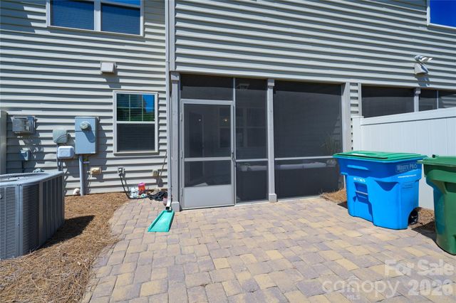 527 Common Raven Court, Fort Mill, SC 29715