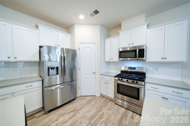 527 Common Raven Court, Fort Mill, SC 29715