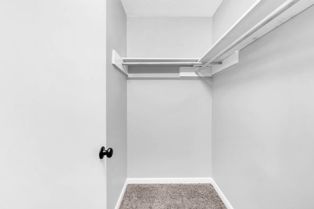 404 Warren Cir, Clarksville, TN 37040