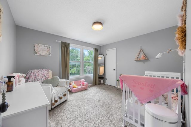 404 Warren Cir, Clarksville, TN 37040