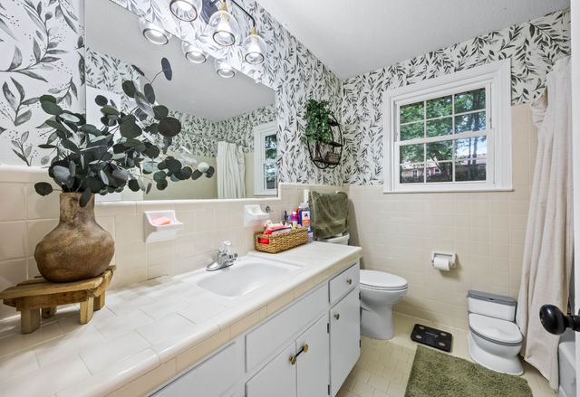 404 Warren Cir, Clarksville, TN 37040