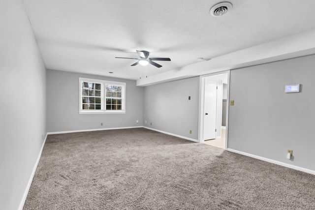 404 Warren Cir, Clarksville, TN 37040