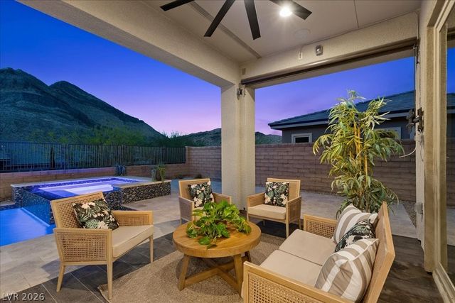 10950 Red Yucca Drive, Las Vegas, NV 89138