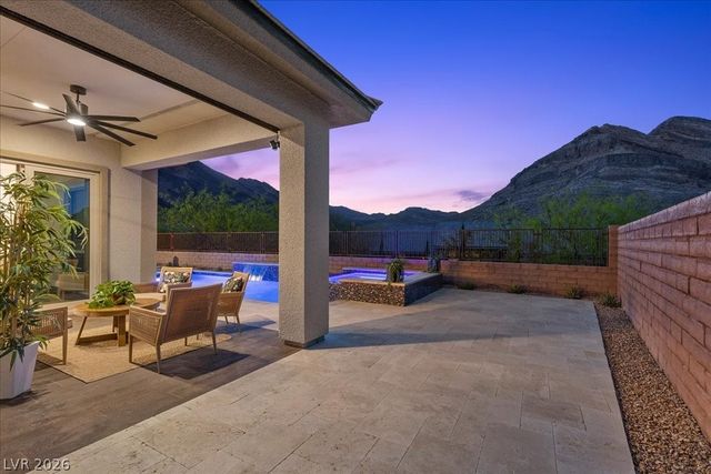 10950 Red Yucca Drive, Las Vegas, NV 89138