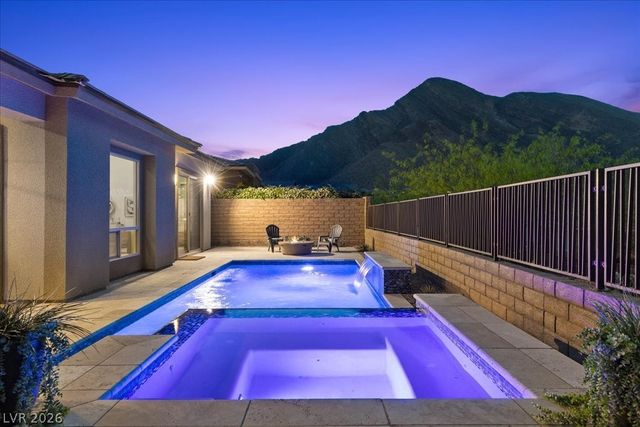 10950 Red Yucca Drive, Las Vegas, NV 89138