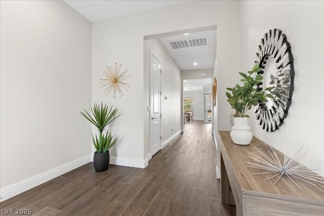 10950 Red Yucca Drive, Las Vegas, NV 89138