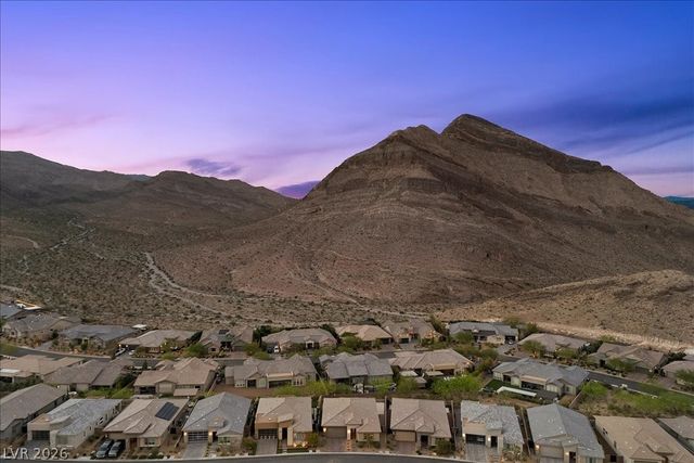 10950 Red Yucca Drive, Las Vegas, NV 89138