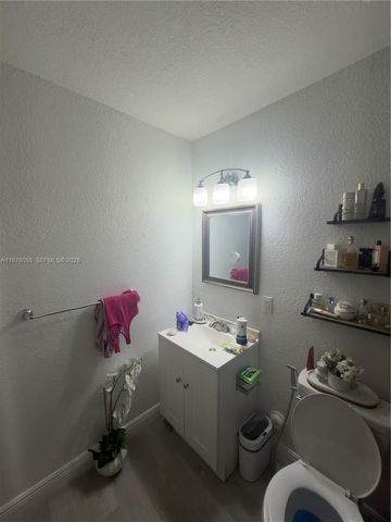 17100 NW 77th Ct 1, Hialeah, FL 33015