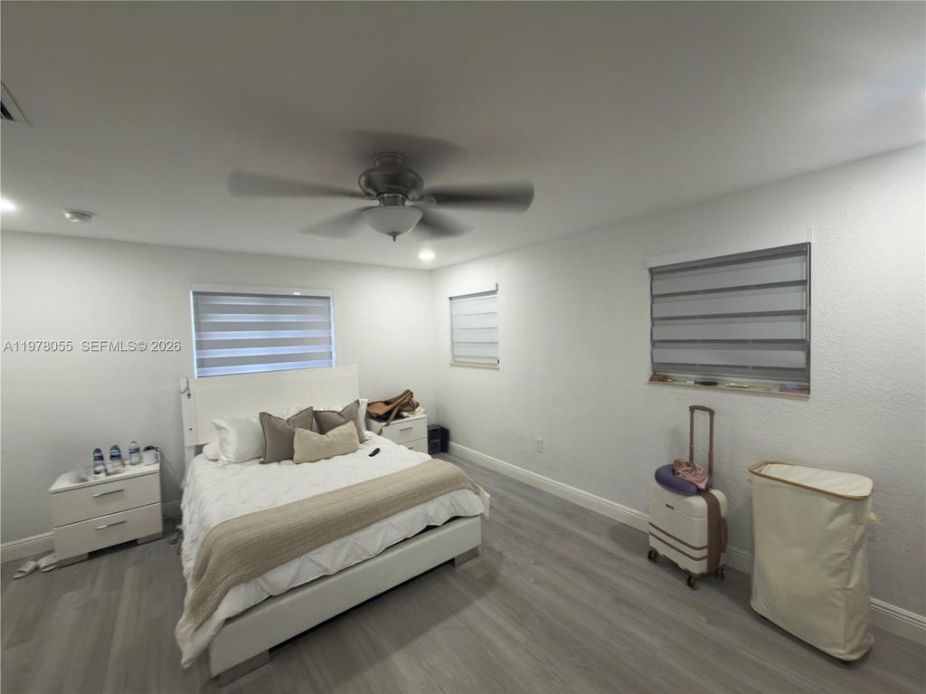 17100 NW 77th Ct 1, Hialeah, FL 33015