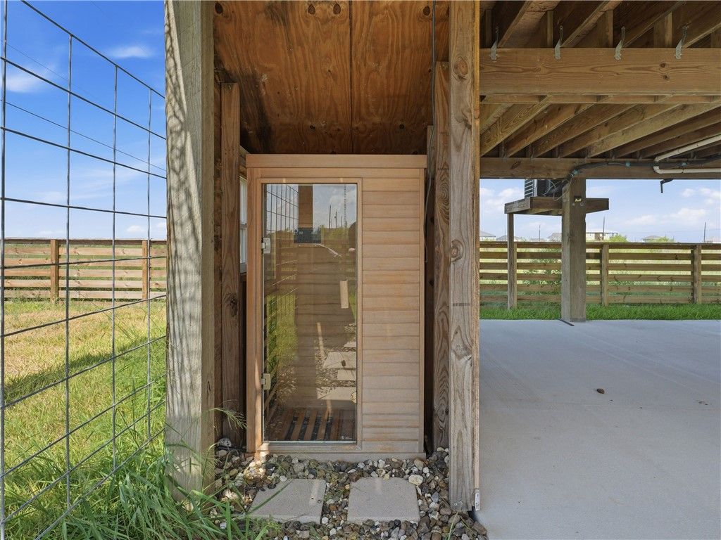 377 W Misty Oak, Rockport, TX 78382 — photo 4