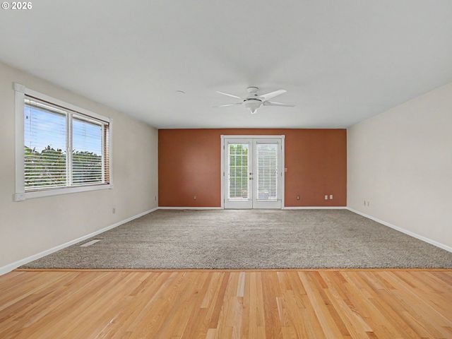 1778 N LAURELWOOD Loop, Canby, OR 97013