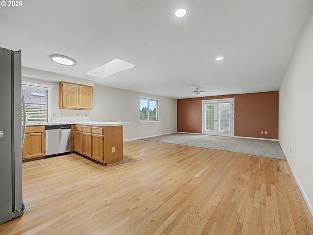 1778 N LAURELWOOD Loop, Canby, OR 97013