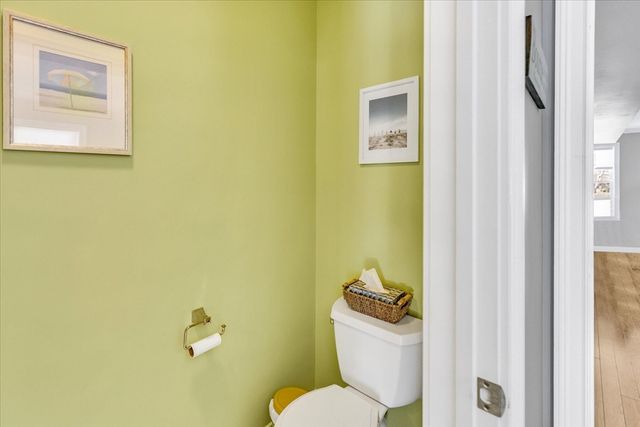 3 Honora Ln 3, Bourne, MA 02532