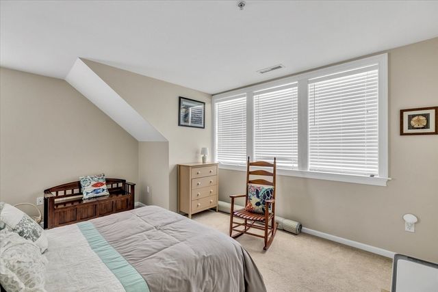 3 Honora Ln 3, Bourne, MA 02532