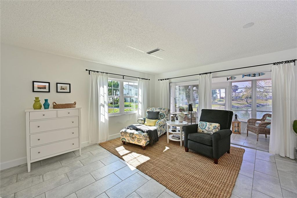 Image 11 of property listing at 9426 ANDOVER CIRCLE, Bradenton, FL 34210