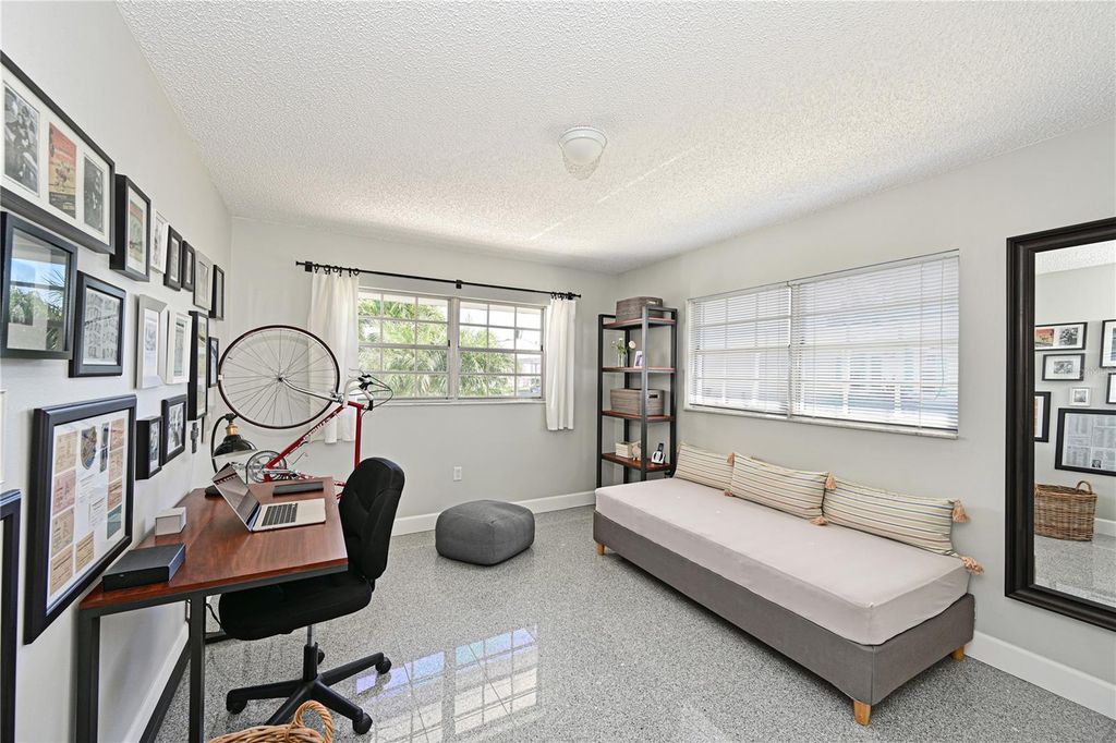 Image 27 of property listing at 9426 ANDOVER CIRCLE, Bradenton, FL 34210