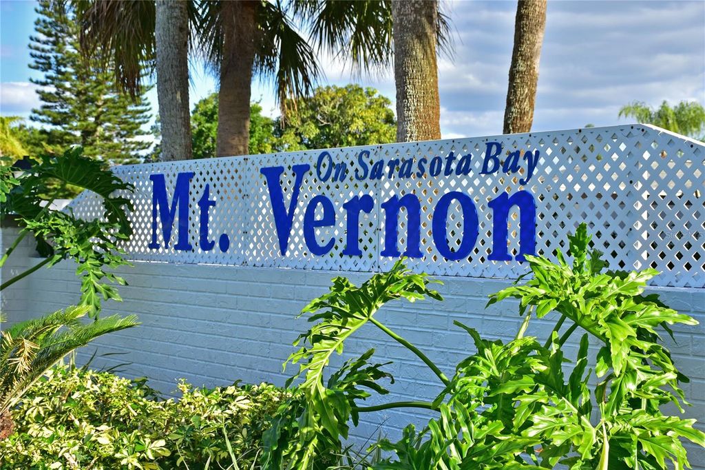 Image 41 of property listing at 9426 ANDOVER CIRCLE, Bradenton, FL 34210