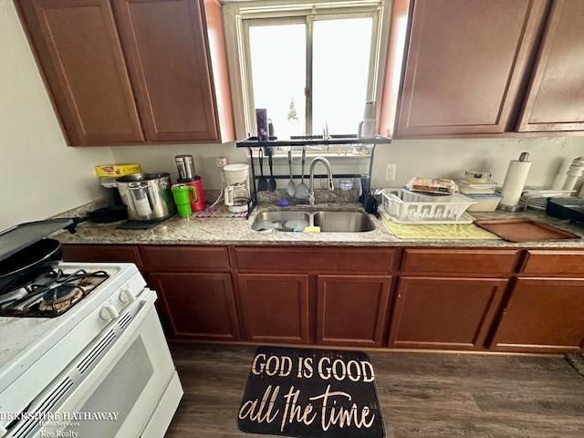 20471 Nicke Street, Clinton Twp, MI 48035