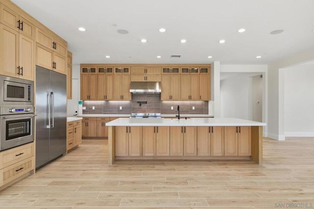 425 Bell Ranch Rd, Solana Beach, CA 92075