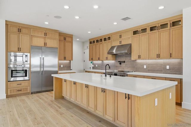 425 Bell Ranch Rd, Solana Beach, CA 92075