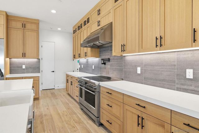 425 Bell Ranch Rd, Solana Beach, CA 92075