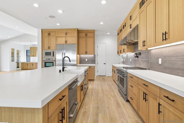 425 Bell Ranch Rd, Solana Beach, CA 92075