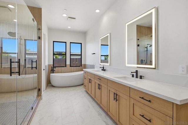 425 Bell Ranch Rd, Solana Beach, CA 92075