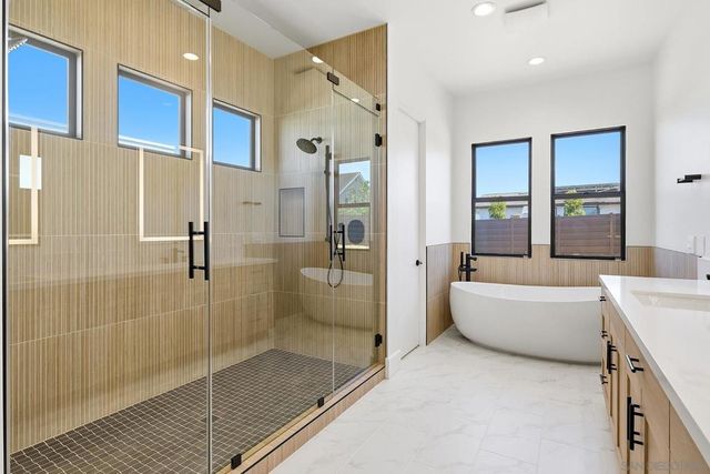 425 Bell Ranch Rd, Solana Beach, CA 92075