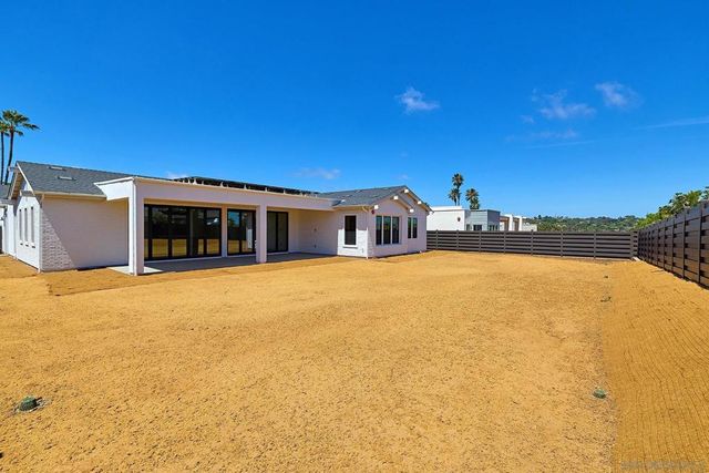 425 Bell Ranch Rd, Solana Beach, CA 92075