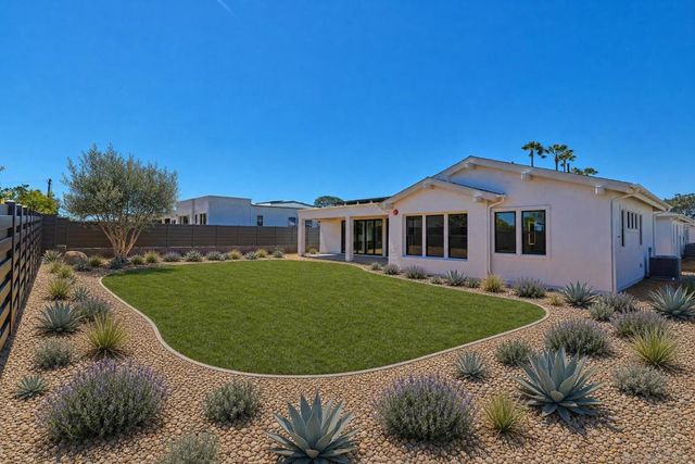 425 Bell Ranch Rd, Solana Beach, CA 92075