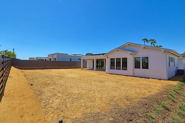 425 Bell Ranch Rd, Solana Beach, CA 92075