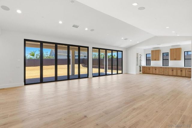 425 Bell Ranch Rd, Solana Beach, CA 92075