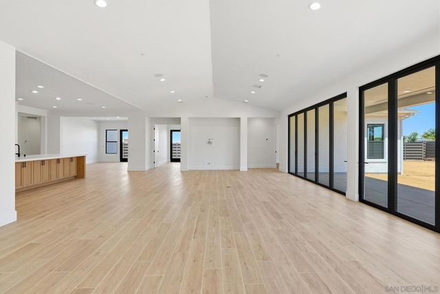 425 Bell Ranch Rd, Solana Beach, CA 92075