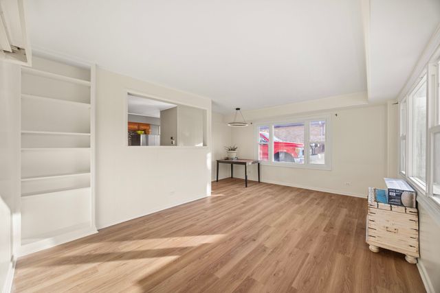 1309 S Naperville Road, Wheaton, IL 60189